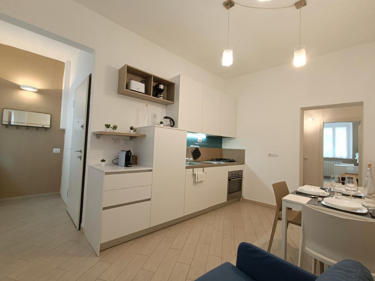Firsthouse - Nel Centro Storico Con Parcheggio Gratuito Appartement Siena Buitenkant foto